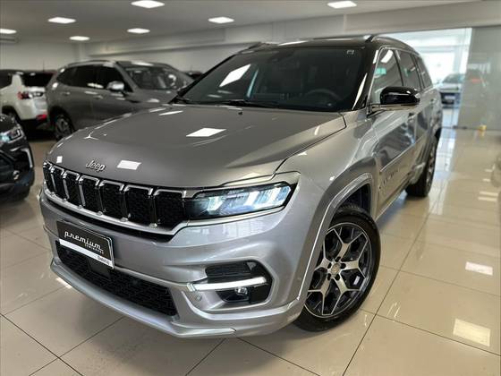 JEEP COMMANDER 1.3 T270 TURBO FLEX OVERLAND AT6 JEEP COMMANDER 1.3 T270 TURBO FLEX OVERLAND AT6